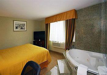 Quality Inn Jamaica Airtrain 뉴욕 외부 사진